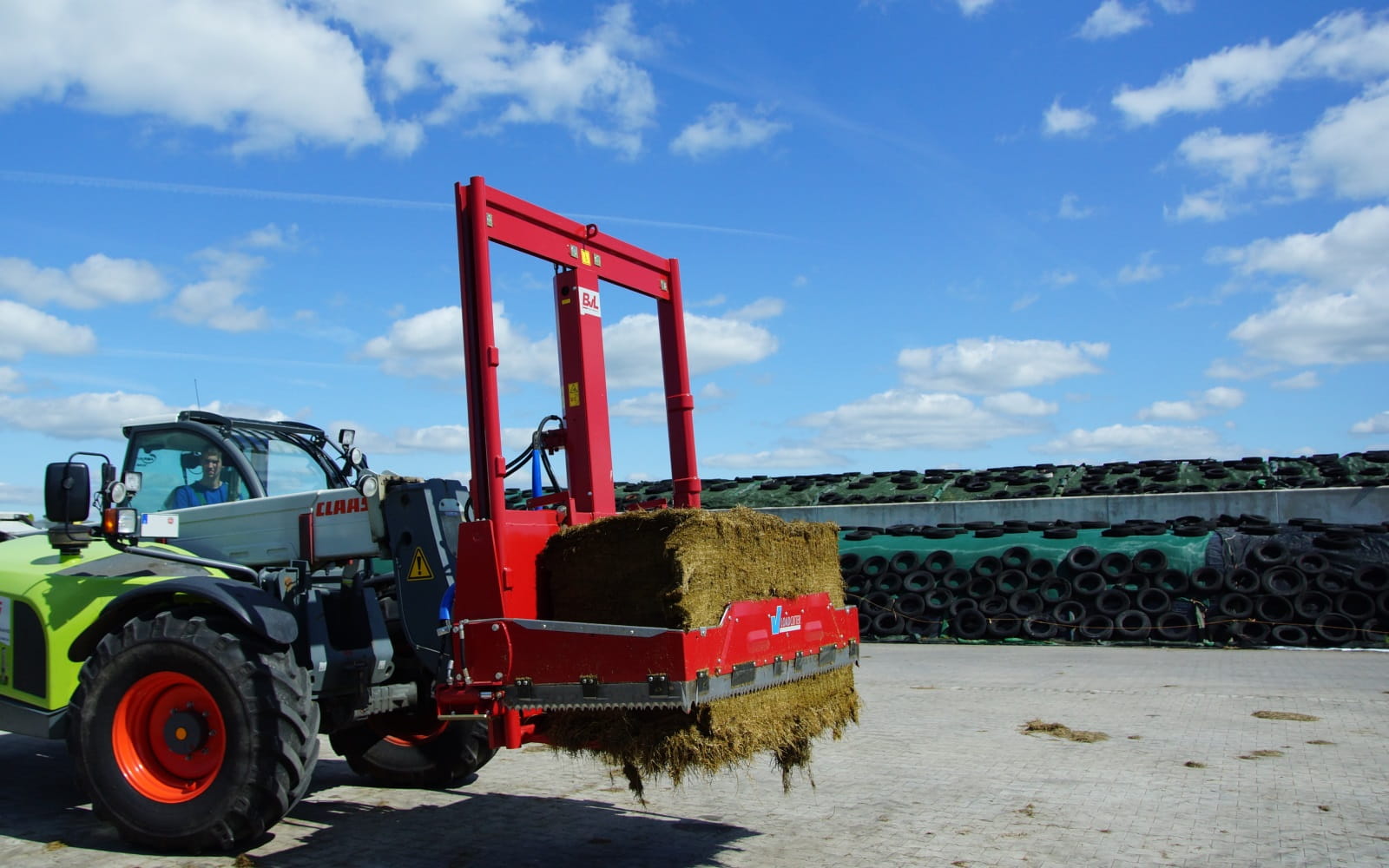 BvL Siloblockschneider V-LOAD Cutter Megastar – Kraftvoller Siloschneider mit Doppelmessersystem