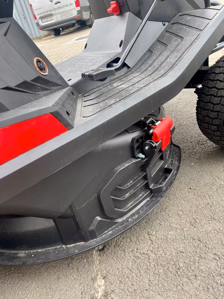 Herkules Rider HT 65-H Comfort | Ride-on mower with hydrostatic drive, 3-in-1 mowing system and electric start