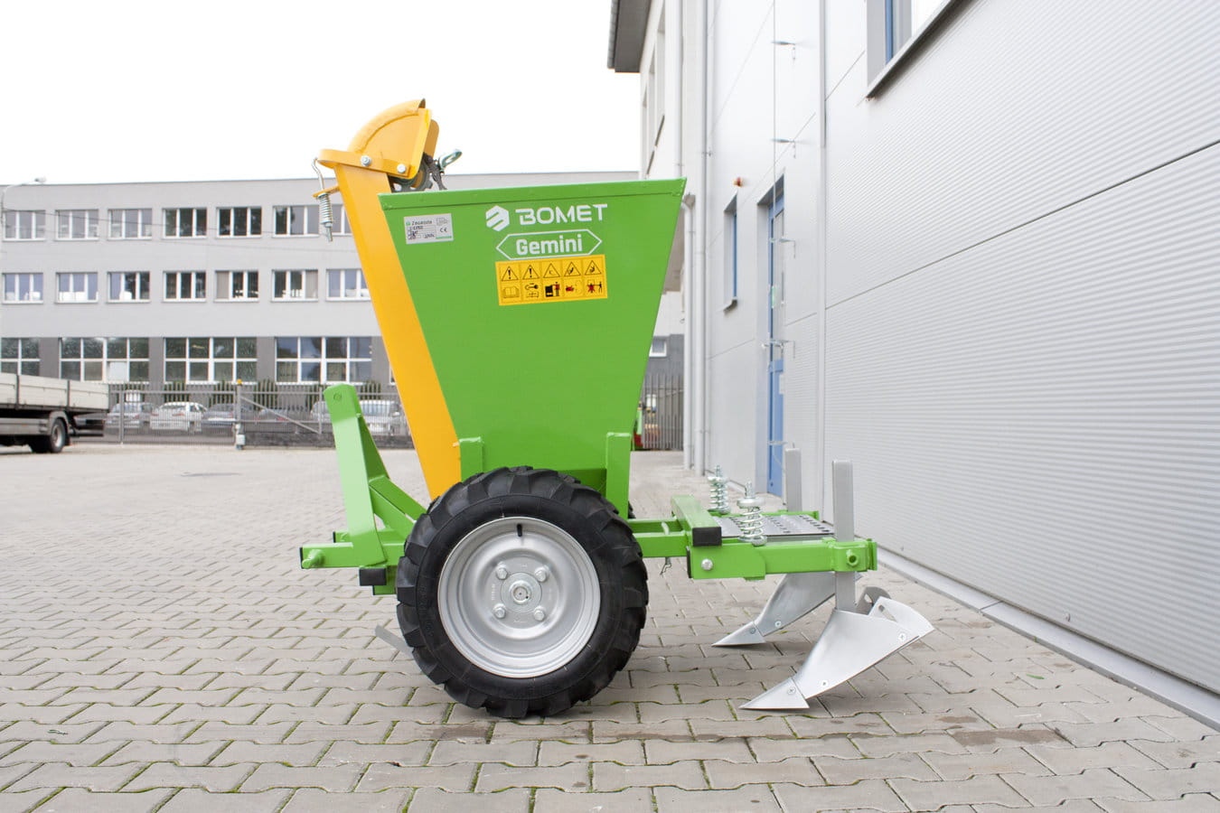 Bomet 1-row potato planter