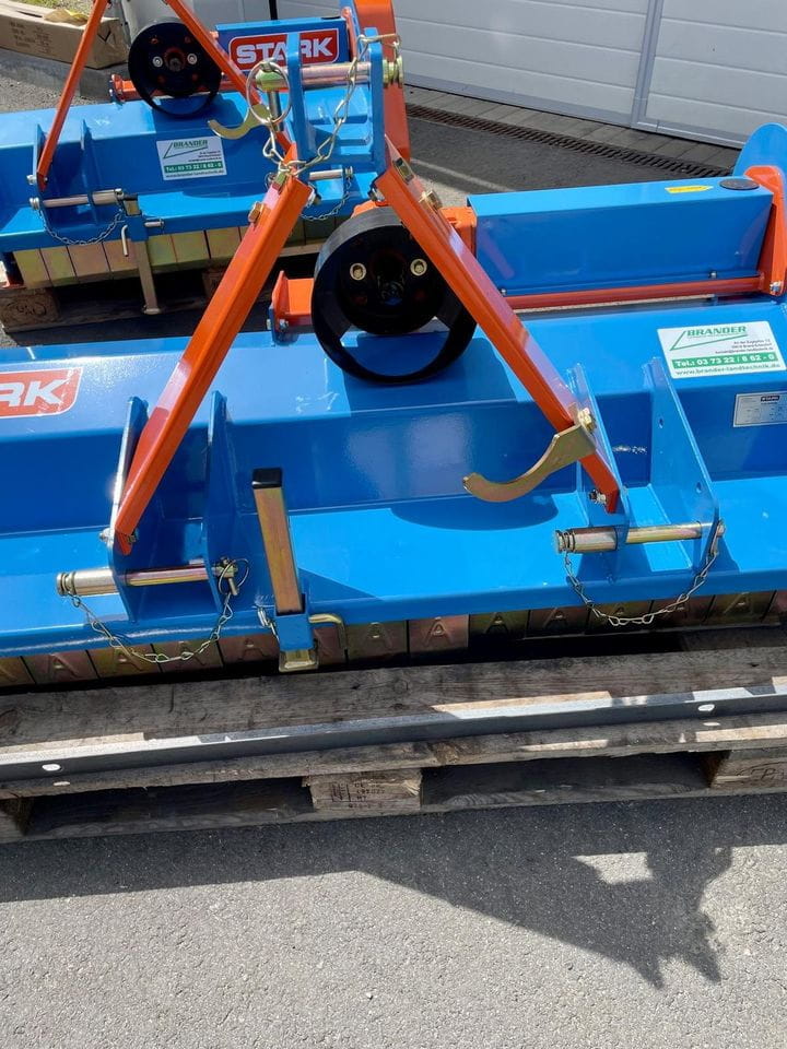 Mulcher Stark KS135 | Schlegelmulcher 135 cm Arbeitsbreite | Für Traktoren ab 20 PS