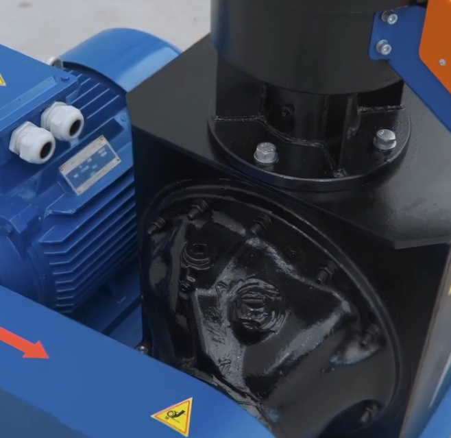 Pelletpresse 15 kW bis 220 kg/h | Fahrbarer Granulator für Biomasse & Futter