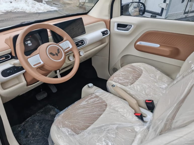 Wuling L7e electric car, 4-seater, 3-door, 90 km/h – 215 km range, including €3,000 electric vehicle subsidy