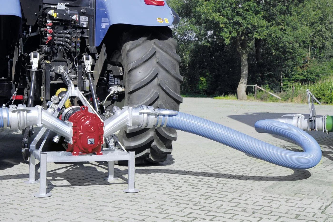 Traktor, Schlauch, Antrieb, Rote Pumpe, Industrieller Schlauch