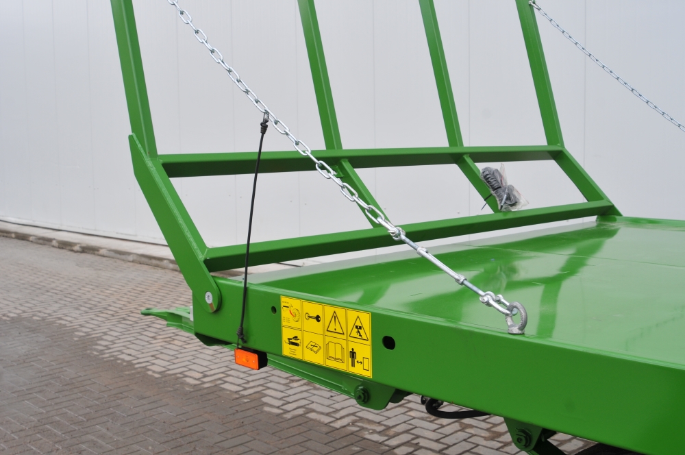 grüner Plattform, Ladeplattform, Kette, Sicherheitsaufkleber, industrielle Ausrüstung