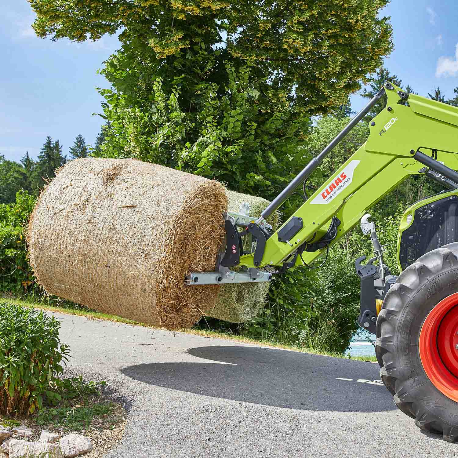 Fliegl bale fork, 4 tines, 1100 mm – galvanized with Euro standard & three-point linkage