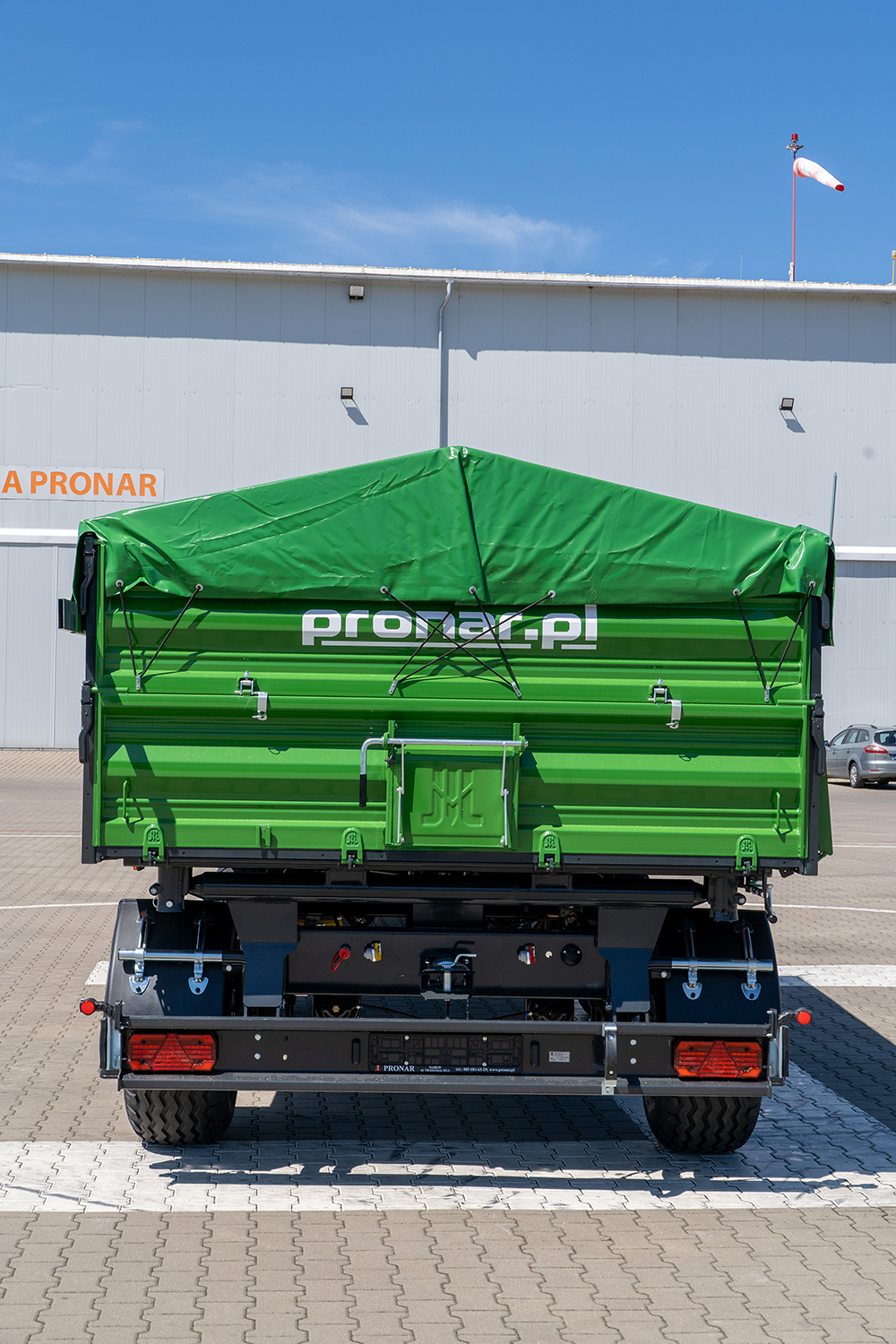 truck bed, grüner trailer, dump truck, abdeckplane, pronal.pl