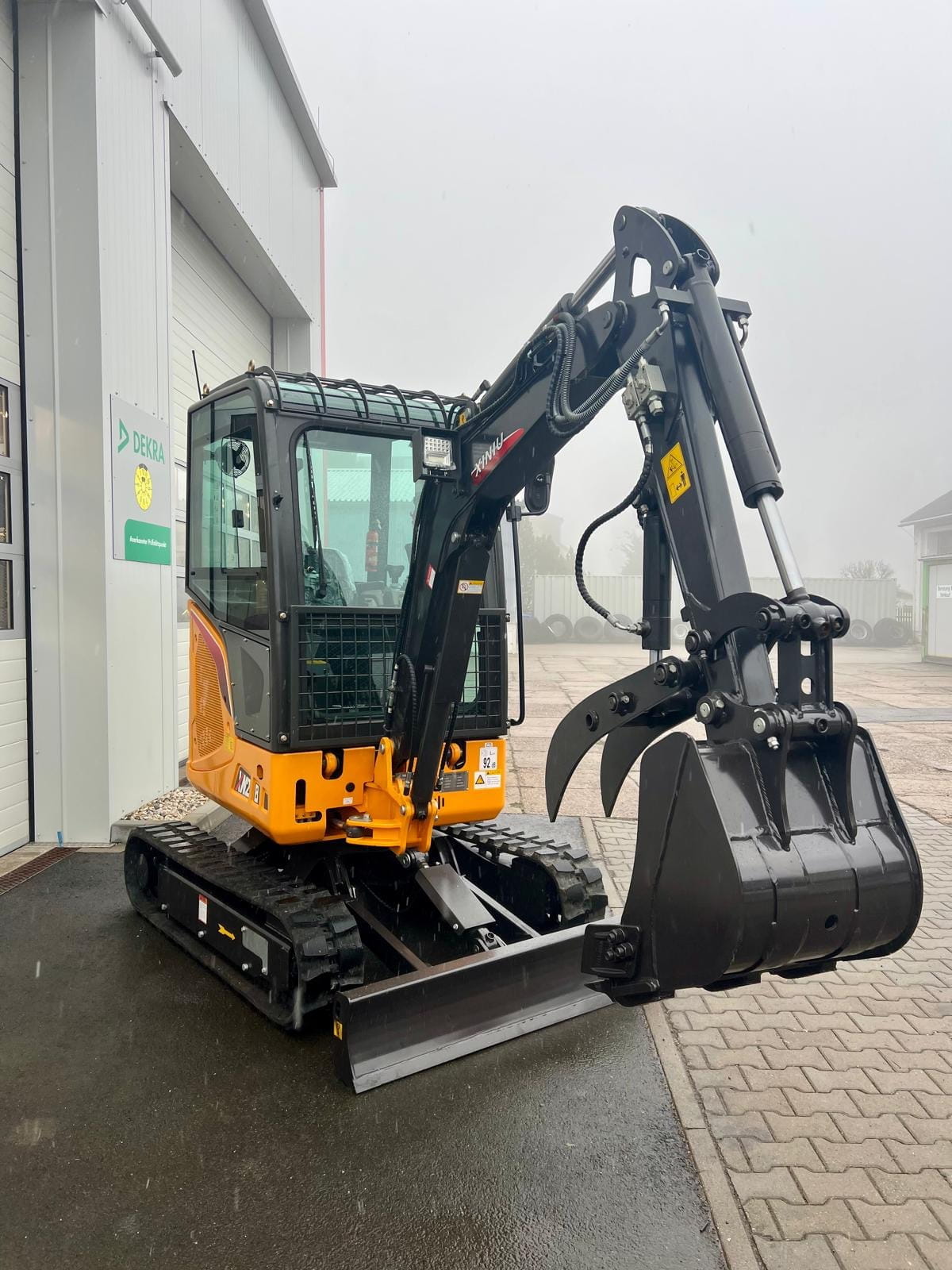 Bagger / Minibagger Rhinoceros XN28
