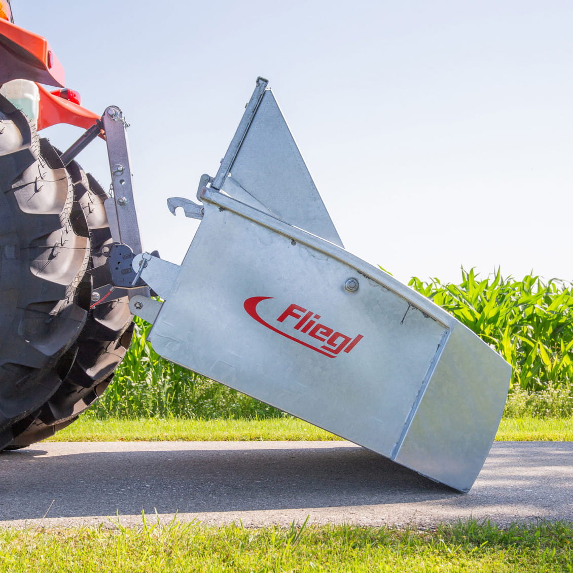 Fliegl Heckschaufel 1200 mm verzinkt | 0,70 m³ Volumen | Dreipunktaufnahme | Profi Transport- & Kippschaufel