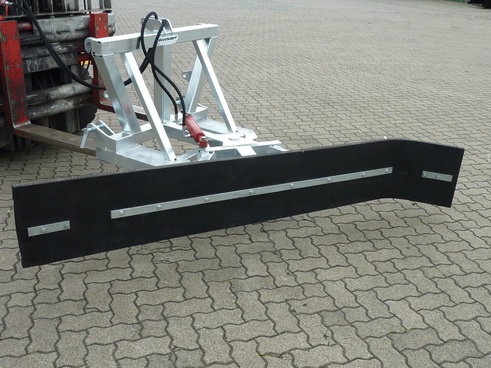 Düvelsdorf Gummischieber 2,60m - EURO / KAT 2 / Gabelzinkenaufnahme