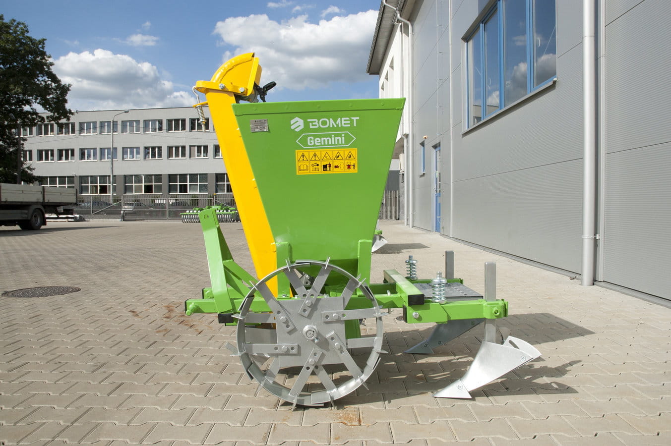 Bomet 1-row potato planter