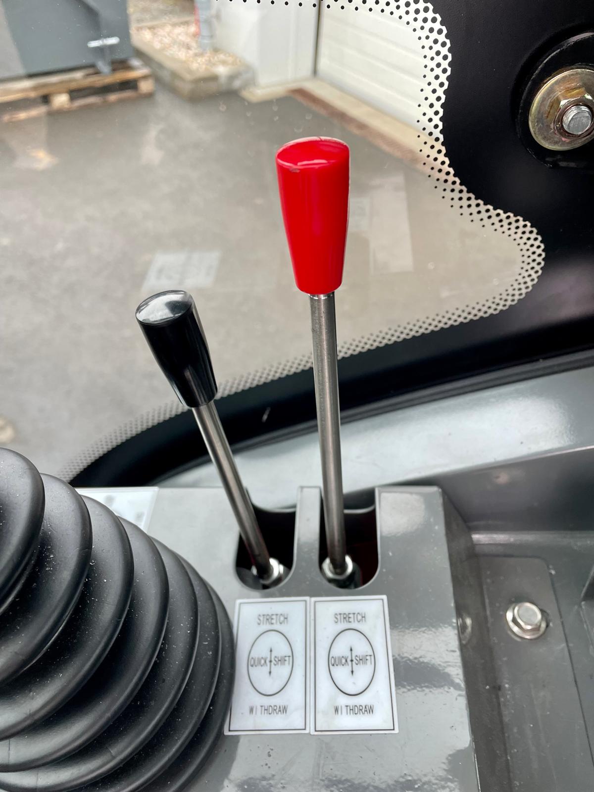 Telescopic wheel loader with cab & Kubota engine – 1200 kg rated load | Professional skid steer loader