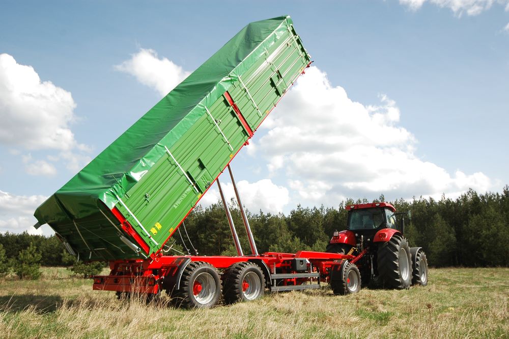 Anhänger, Schaufelanhänger, grüner Abdeckplan, Traktor, Landmaschinen
