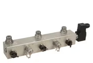 Dämpfungssystem für Frontlader - 3 Speicher