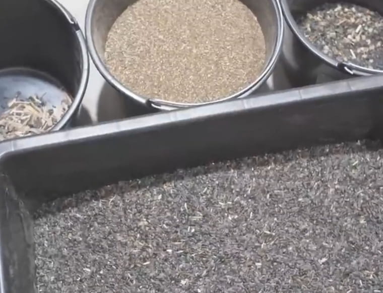 Seed calibrator · 500–600 kg/h · Professional seed cleaner with 200-L container