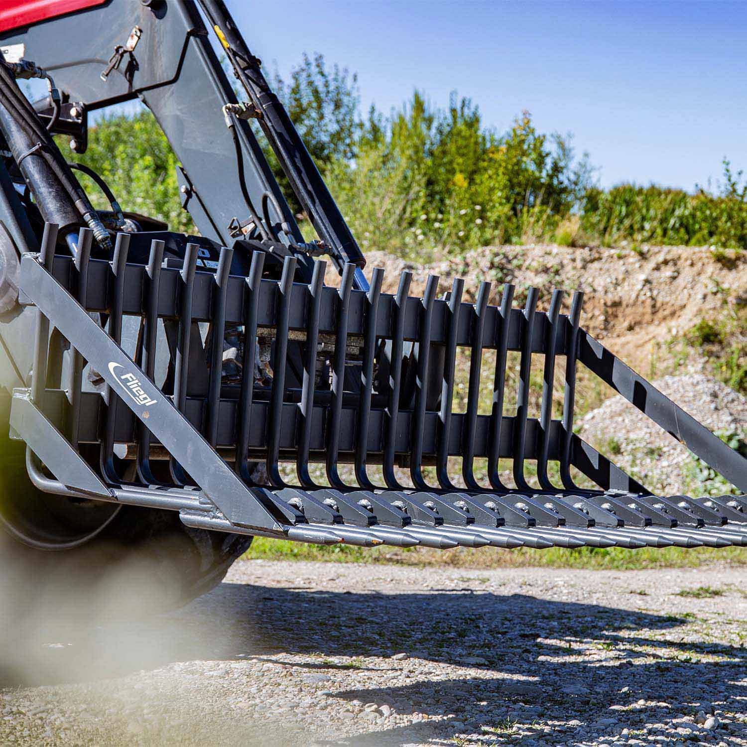 Fliegl Steinschaufel 1500 mm | Mit Euronormaufnahme | Robuste Schaufel zum Steinesammeln