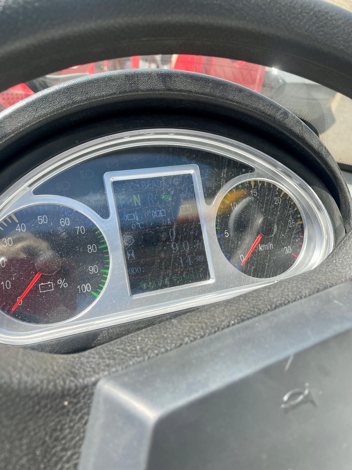 Kombiinstrument, Tacho, Tachometer, Armaturenbrett, Navi-Display