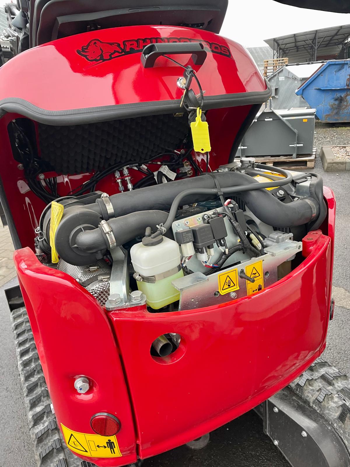 Minibagger Rhinoceros XN12-09 – Kubota Motor, 0-Heck, Verstellfahrwerk, 3 Löffel