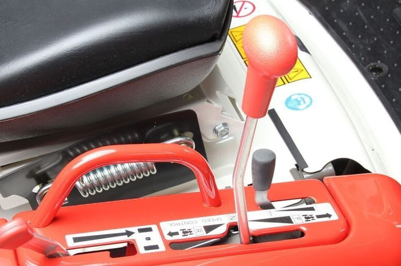 Herkules RM 902 B – Professional ride-on mower with Briggs & Stratton 16 HP engine | High grass mower