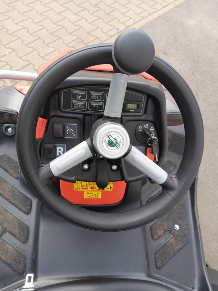 Herkules HXT 110-26 4WD – Profi Hochgrasmäher mit Kawasaki 26 HP & Allradantrieb