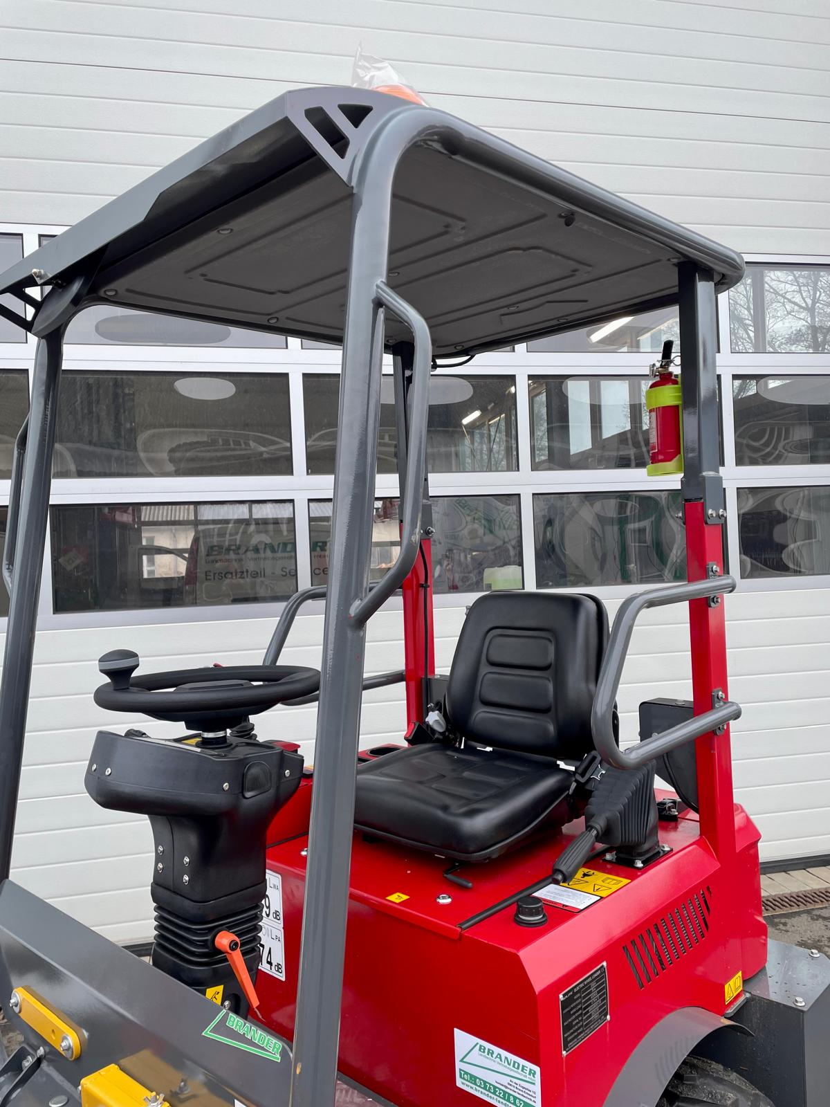 Elektro Radlader 604 – 650 kg Hubkraft | Zero Emission Allradlader