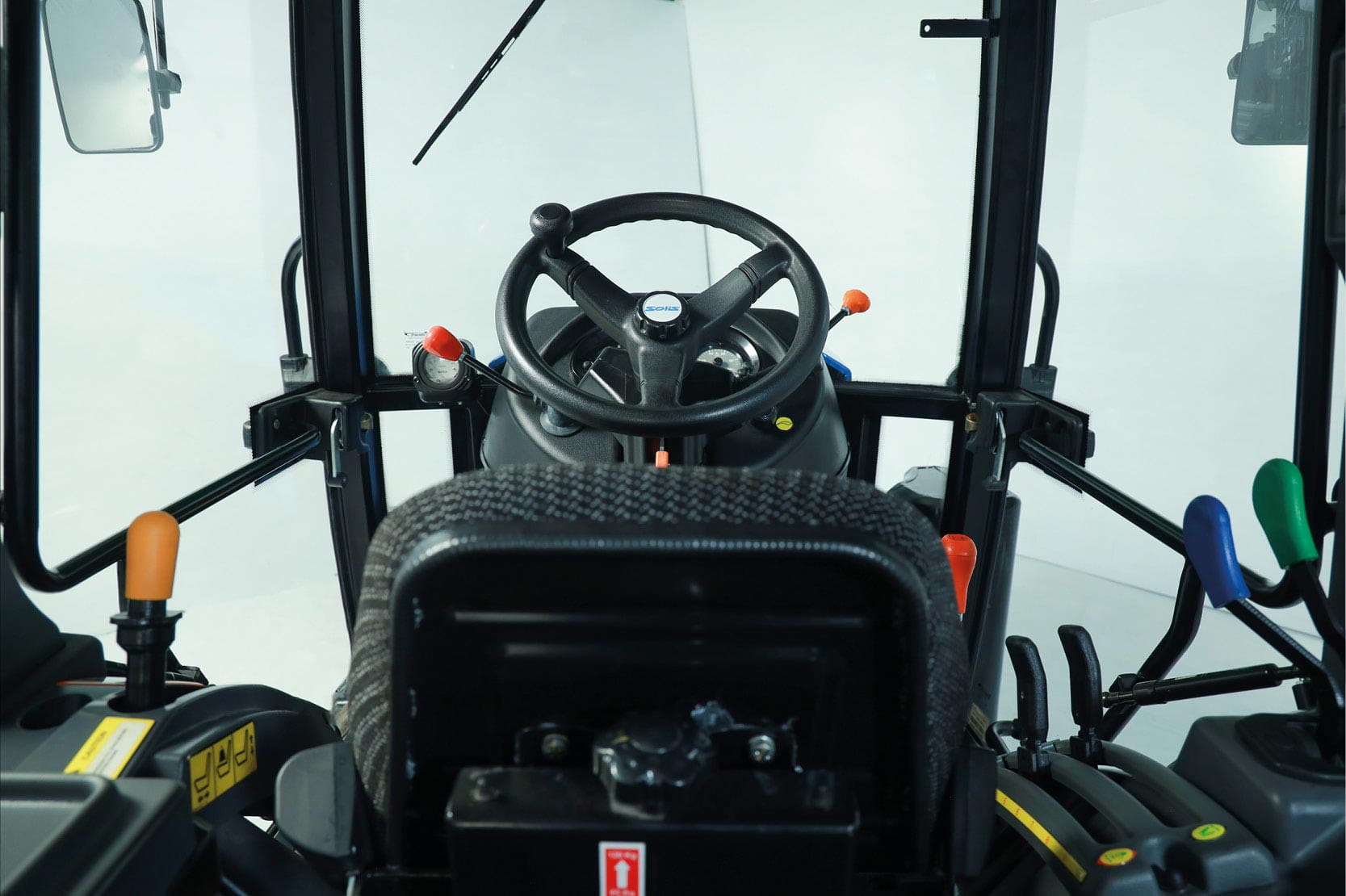 Solis 90 NT Stage V Carraro avec cabine | Tracteur à voie étroite 90 ch | Transmission intégrale et boîte de vitesses 12+12