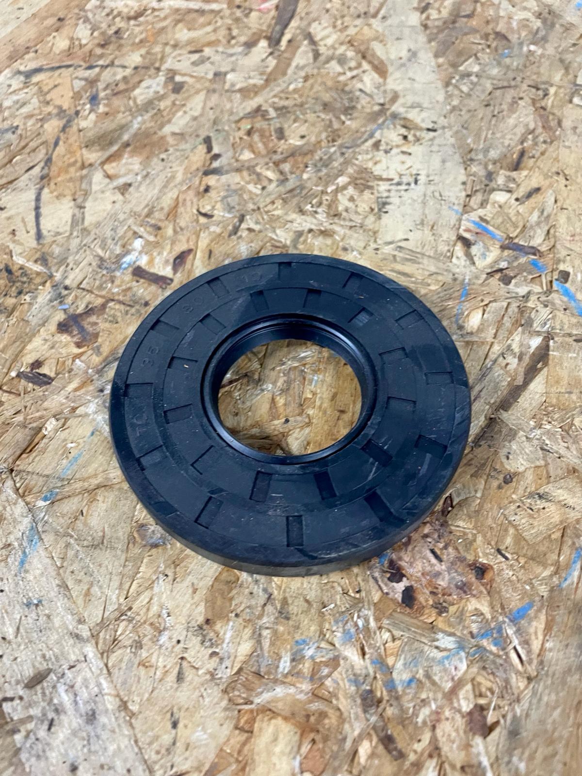 ET01854 Spearhead Simmerring - 4771124