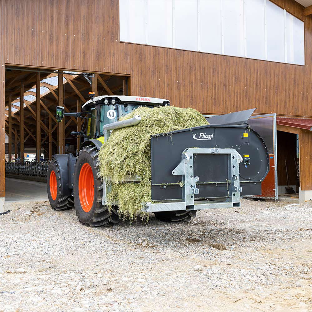 Fliegl Ballenauflöser hydraulisch für Rundballen mit Euronorm und Dreipunktaufnahme