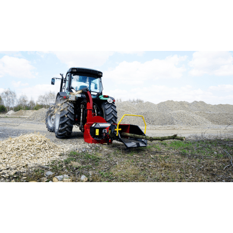 Holzhäcksler RT690R - mit hydraulischem Einzug