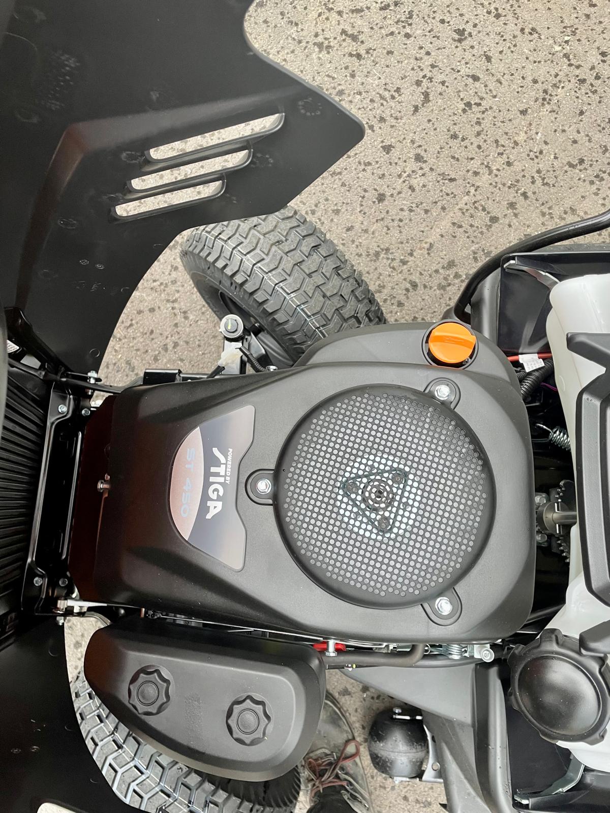 WINTERPAKET - Rasentraktor Stiga Estate 384 mit Schneeschild 107cm