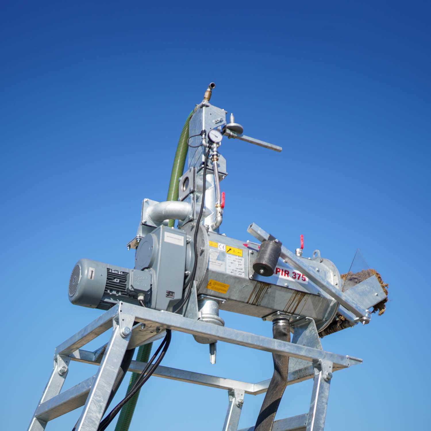 Fliegl teleskopierbarer Gülleseparator mit Exzenterschneckenpumpe – 40 m³/h