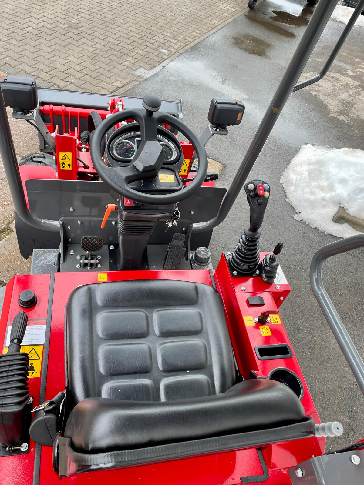 Elektro Radlader 604 – 650 kg Hubkraft | Zero Emission Allradlader