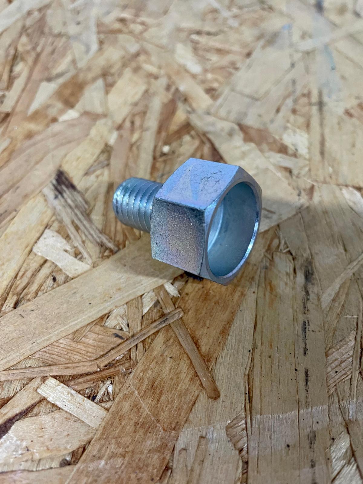 E28070 Carraro Fitting - 125002