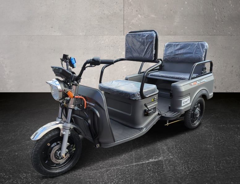 Cargo Runner Compact Rikscha – Elektrofahrzeug 25 km/h führerscheinfrei | Transport & Personenbeförderung