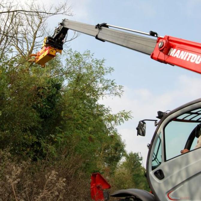 Rabaud Telescopic Loader Felling Grapple / Tree Cutter - XYLOCUT
