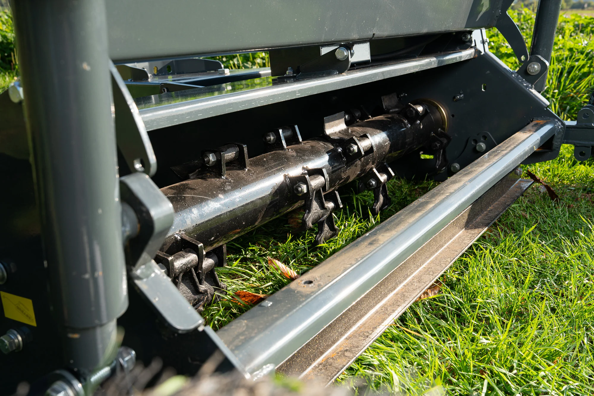 Nero Schlegelmulcher mit 15 PS Benzinmotor – für ATV, Quad & Traktor