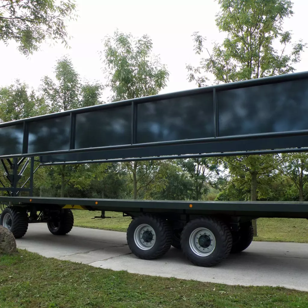 Conow bale transport wagon BTW 24 V9 – 24 t bale wagon with hydraulic locking mechanism