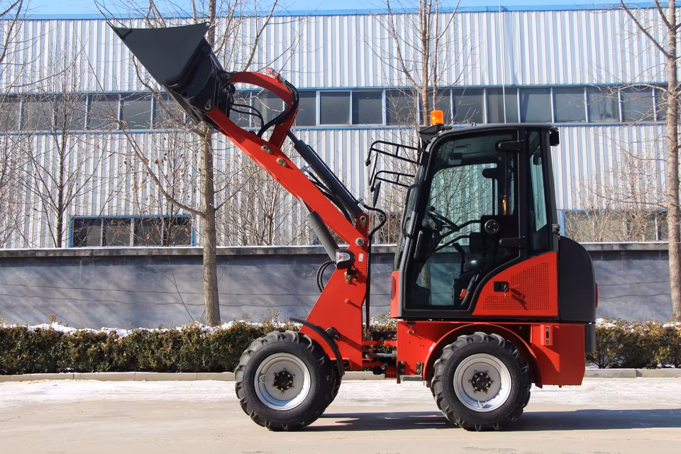 Electric wheel loader with cabin – 1000 kg lifting capacity & 240 Ah lithium battery