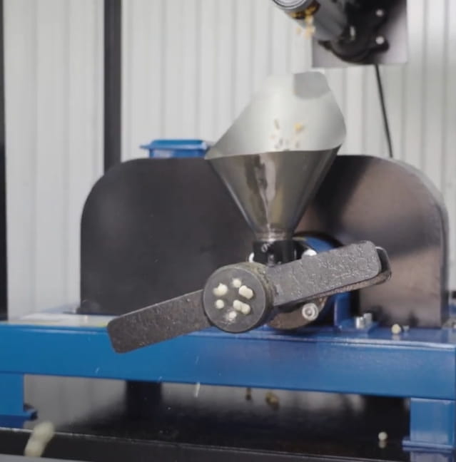 Getreideextruder 25 kg/h – Anschluss 230V / 4kW