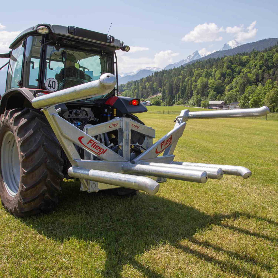 Fliegl Ballentransportgerät Schmetterling – 2 Rundballen | hydraulisch, verzinkt