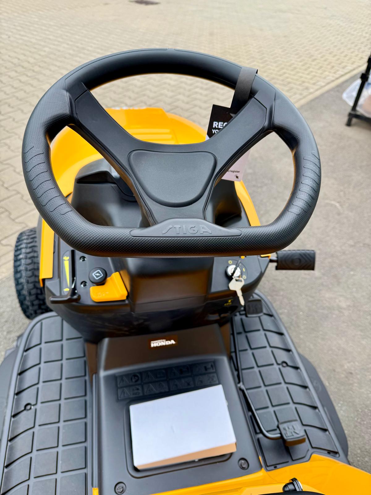 Rasentraktor / Aufsitzmäher STIGA Estate 598 Special - HONDA