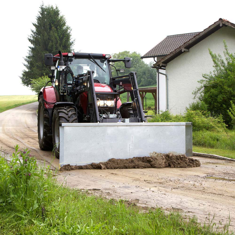 Lame de chasse-neige Fliegl de 720 mm de hauteur – pour le nettoyage des écuries, l'entretien des espaces verts et le déneigement