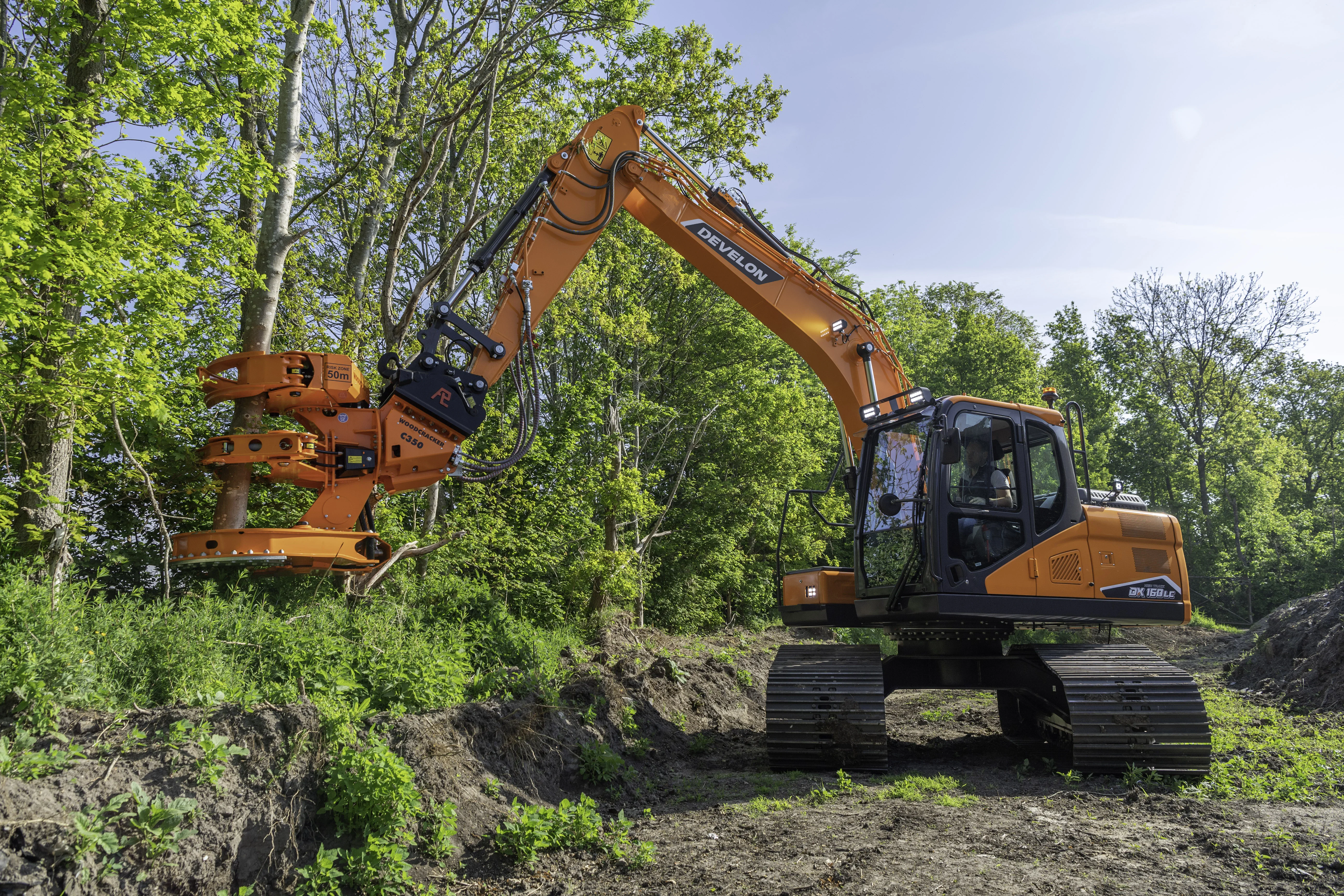 DX160LChightrack_Develon__application_-photoLucHilderson__DSC8022_20220503