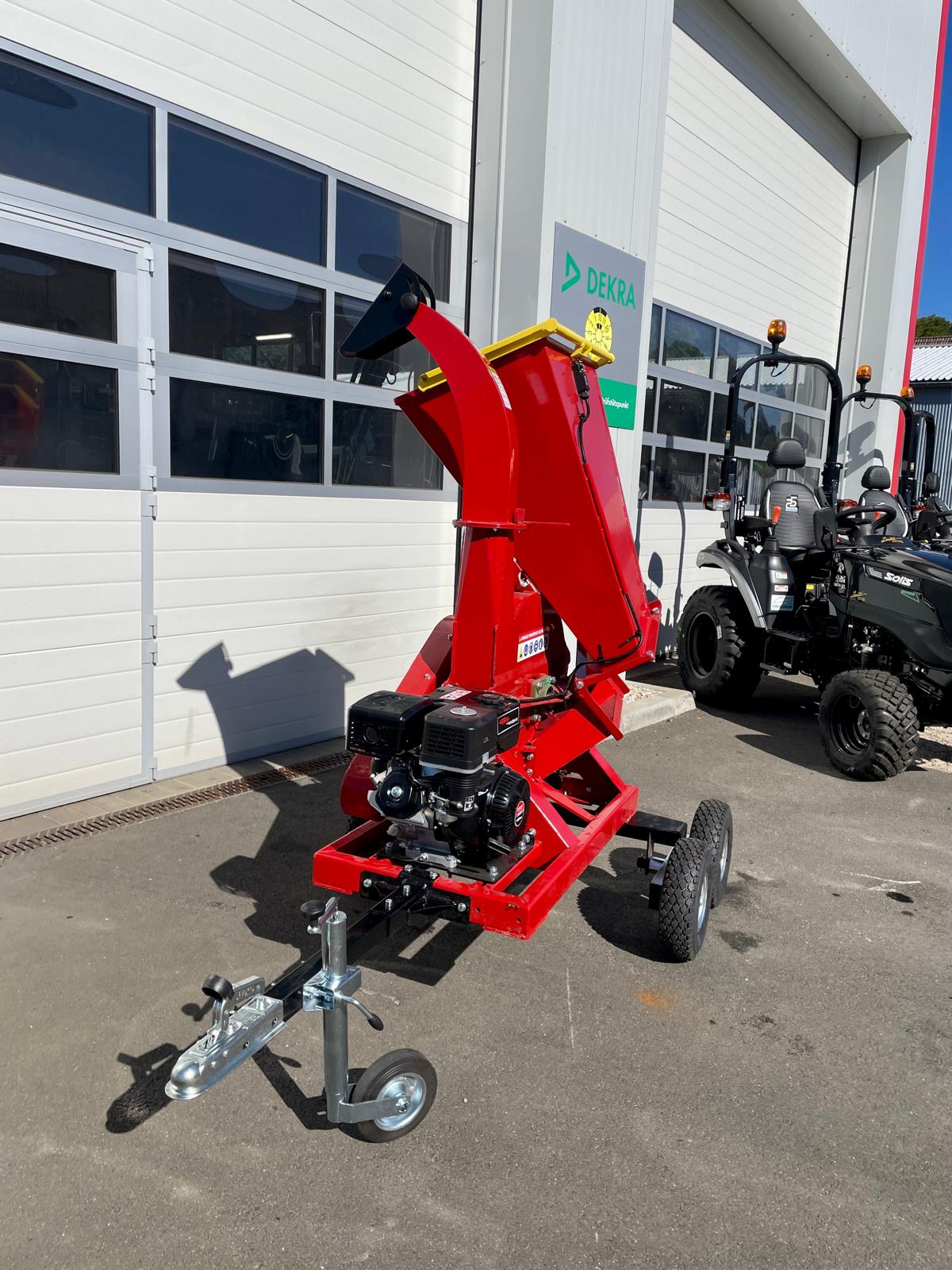 Remet RTS630 wood chipper, petrol engine, off-road – 100 mm disc chipper