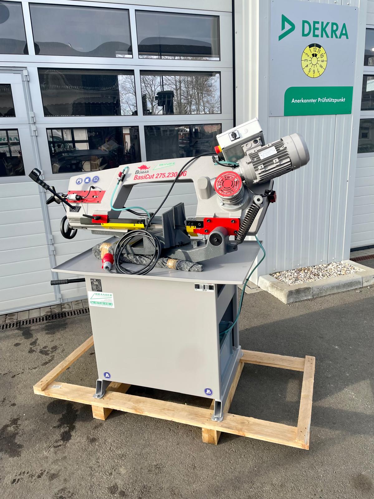 BOMAR BasiCut 275.230 DG – manuelle Metallbandsäge mit stabilem Graugussrahmen, Hartmetall-Sägebandführung und 1.500 W Antrieb