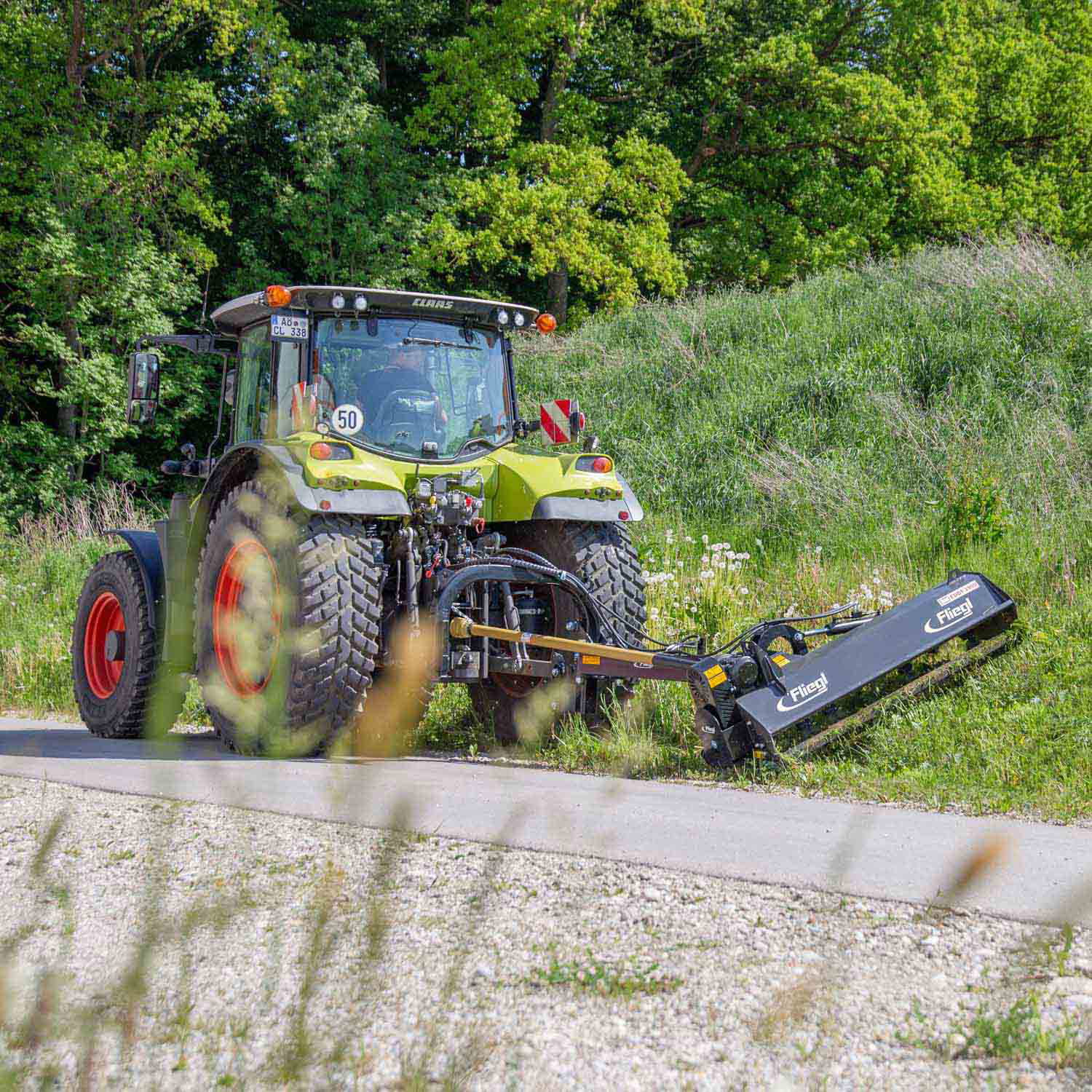 Fliegl Böschungsmulcher 1700 mm – Hydraulischer Mulcher mit Schwenkarm, Kat. 2, 540 U/min