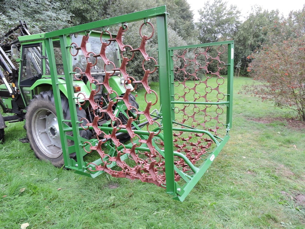 Düvelsdorf Grünlandegge 6 m, 4-reihig - mit Schlauchsatz