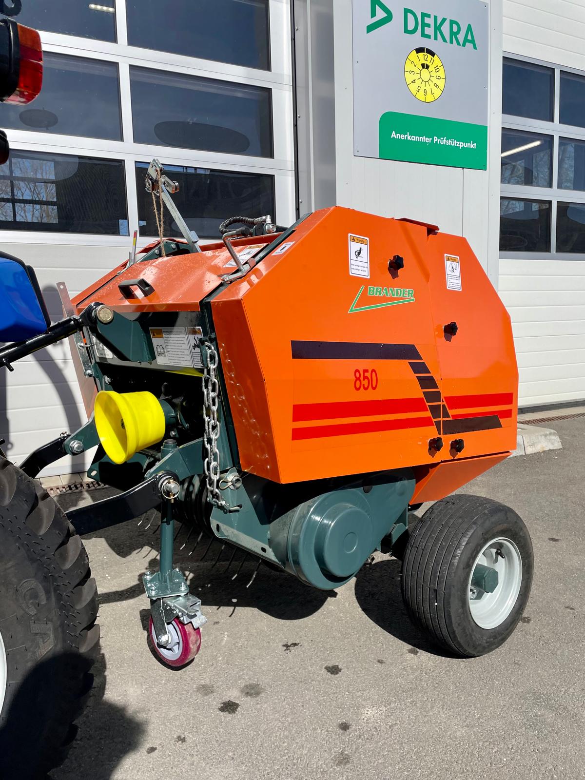 BRANDER Traktor / Kleintraktor Ballenpresse ab 15PS