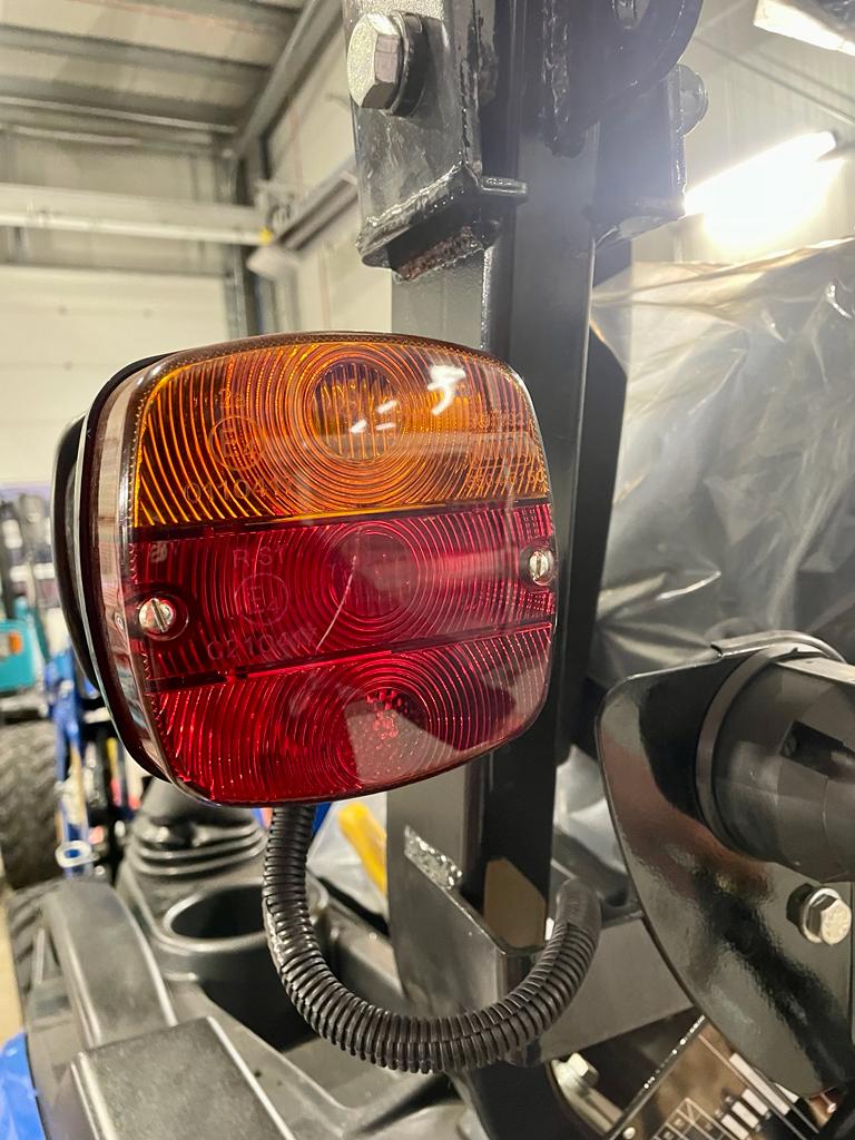 E037968 Solis Rückleuchte L/R - 16 / 20 / 22 / 26