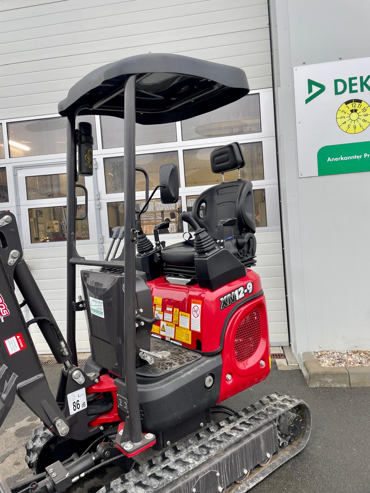 Minibagger Rhinoceros XN12-09 – Kubota Motor, 0-Heck, Verstellfahrwerk, 3 Löffel