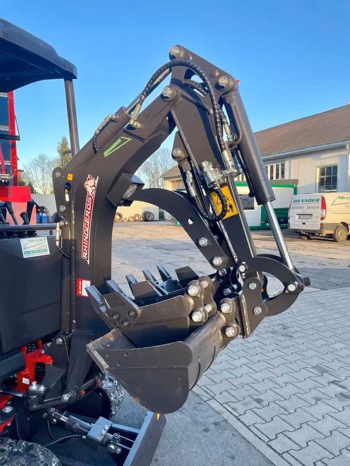 Rhinoceros XN10-9 Minibagger – Knickarm, hydraulischer Daumen & Schnellwechsler